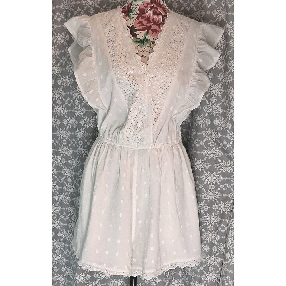 American Eagle White Eyelet Ruffle Summer Romper V-Neck L Coquette Lolita Beach